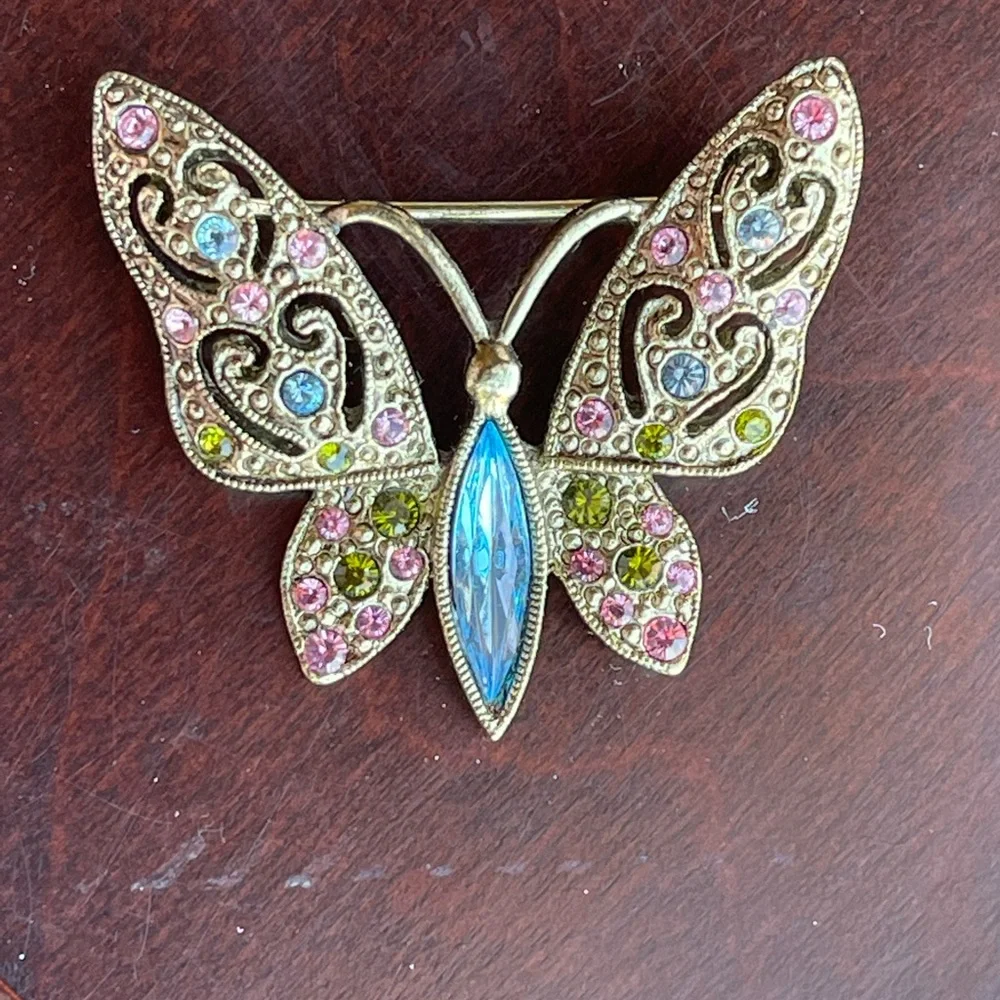 Vintage Rhinestone Butterfly Pin - Picture 3 of 14